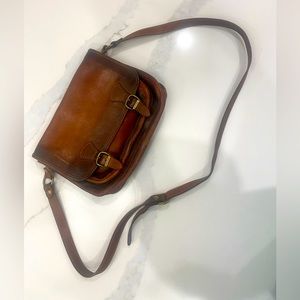 I Medici Italian Leather Crossbody
